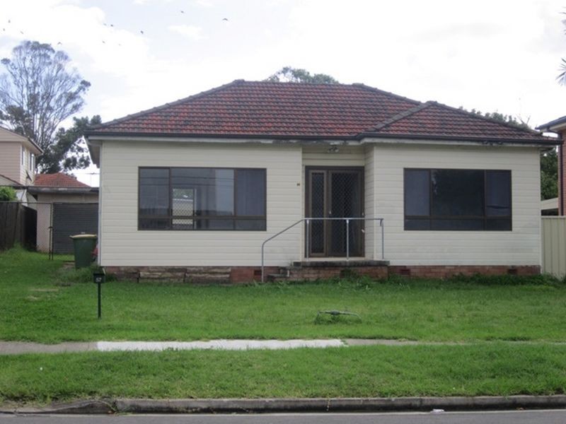 Fairfield West NSW 2165