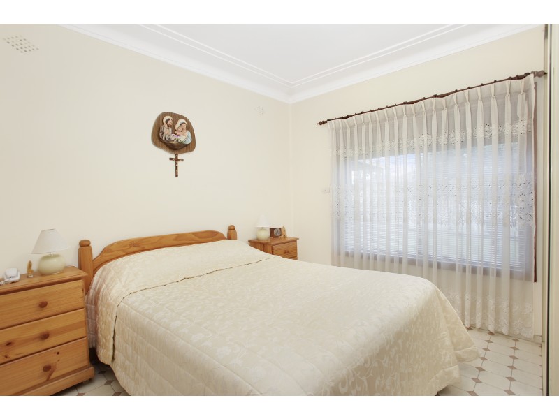 56 Margaret Street, Fairfield West NSW 2165