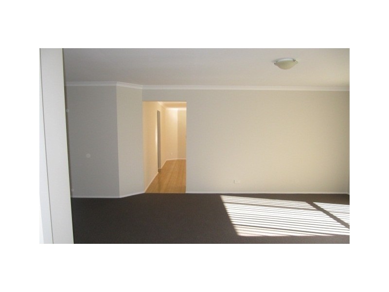 39 Monarch Circuit, Glenmore Park NSW 2745