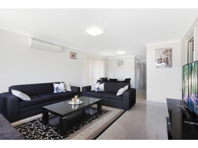 134 Quarry Road, Bossley Park NSW 2176