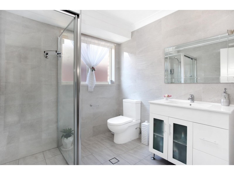 134 Quarry Road, Bossley Park NSW 2176