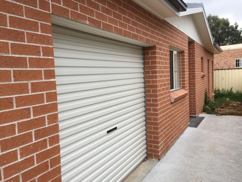 21a Glenroy Crescent, St Johns Park NSW 2176