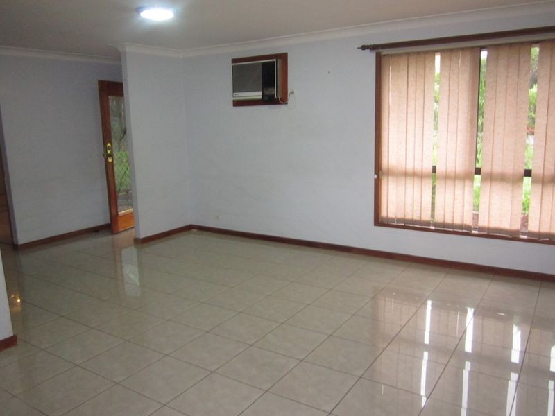 Bossley Park NSW 2176