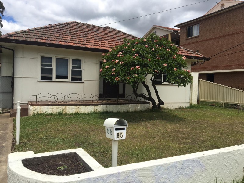 65 Harris Street, Fairfield NSW 2165