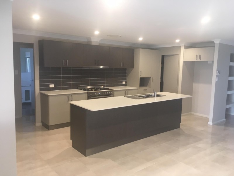 39 University Drive, Campbelltown NSW 2560