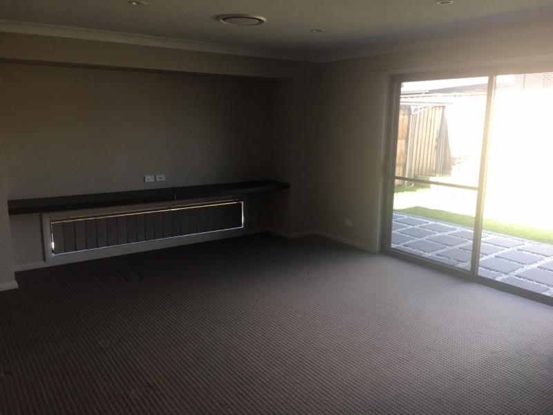 39 University Drive, Campbelltown NSW 2560