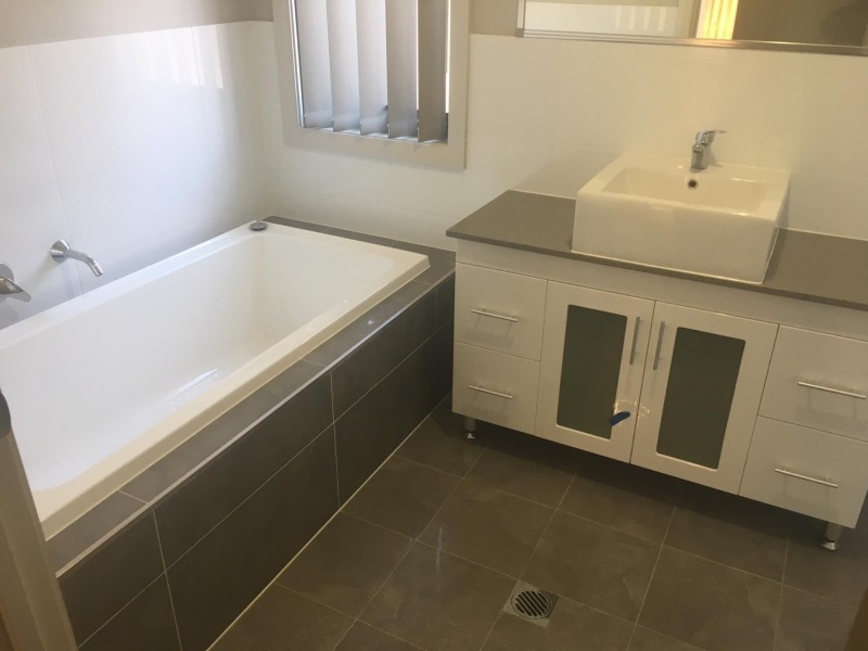 39 University Drive, Campbelltown NSW 2560