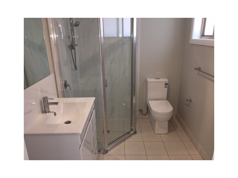 40a Glen Elgin Cres, Edensor Park NSW 2176