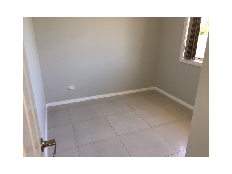 40a Glen Elgin Cres, Edensor Park NSW 2176