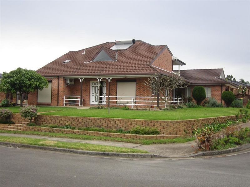 Edensor Park NSW 2176