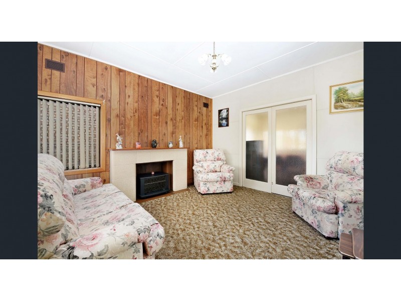 150 The Boulevarde, Fairfield Heights NSW 2165