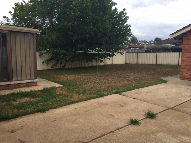 111 Mimosa Road, Bossley Park NSW 2176