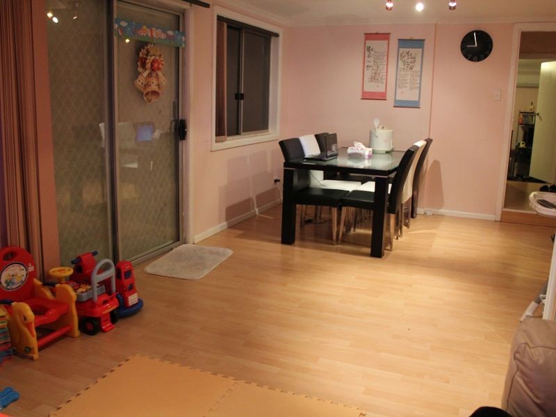 Fairfield West NSW 2165