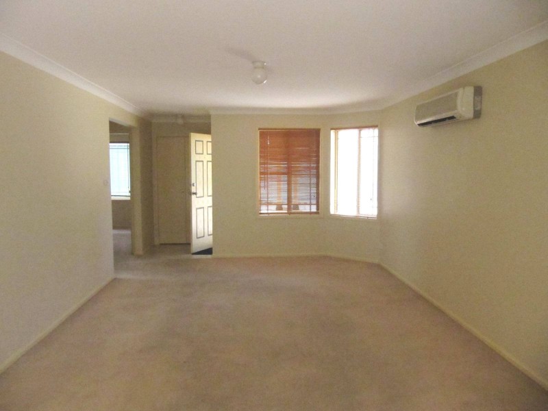 4/34 Sunny Place, St Johns Park NSW 2176