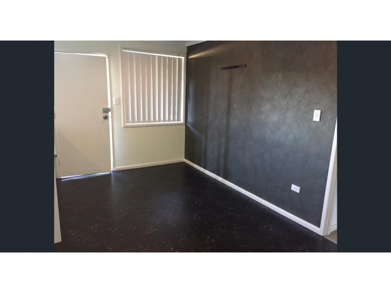 33 Brentwood Street, Fairfield West NSW 2165