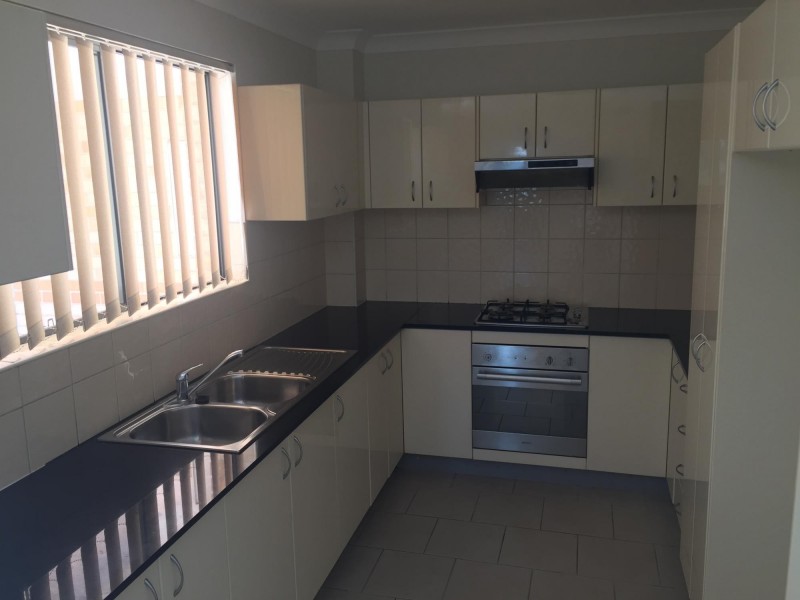 16/8-10 Clifton Street, Blacktown NSW 2148