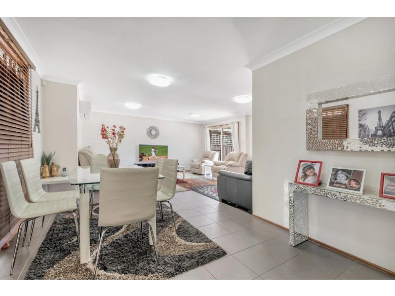 2/4 Jessie Street, Smithfield NSW 2164