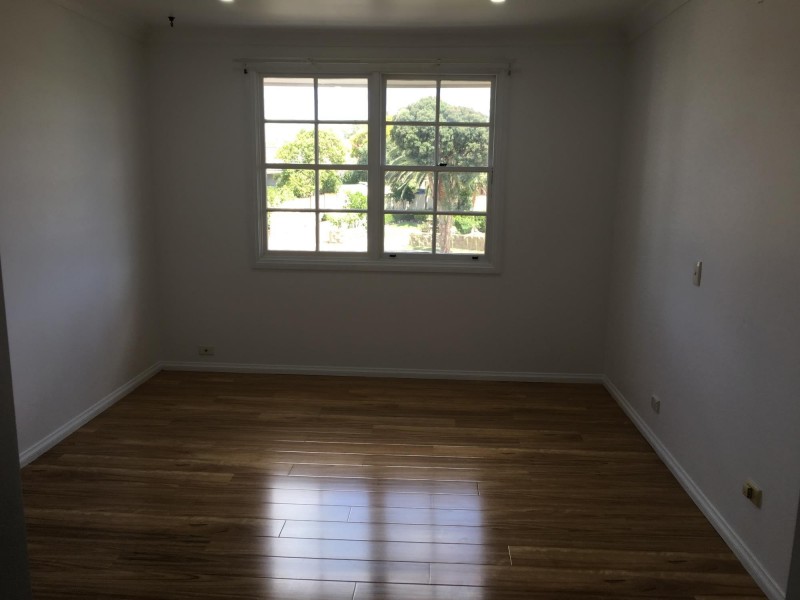 11 Monaro Close, Bossley Park NSW 2176