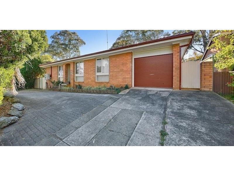 266 The Parkway, Bradbury NSW 2560