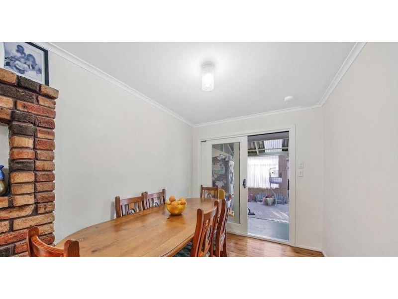 266 The Parkway, Bradbury NSW 2560