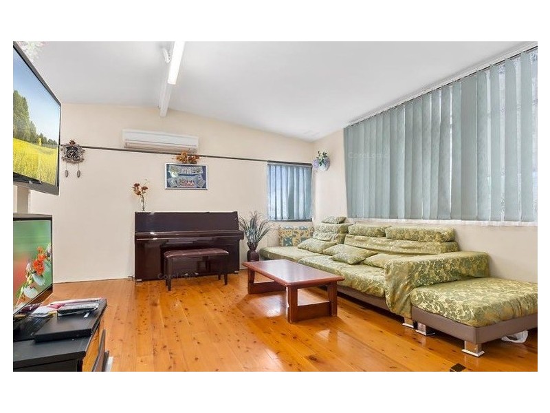 2 Tripoli Street, Fairfield West NSW 2165