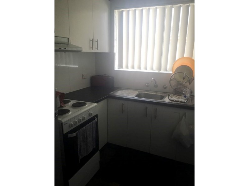 8/5 Ronald Street, Carramar NSW 2163