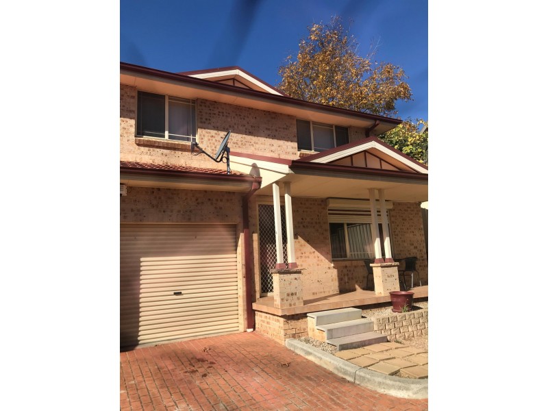 4/11 Mataro Close, Edensor Park NSW 2176