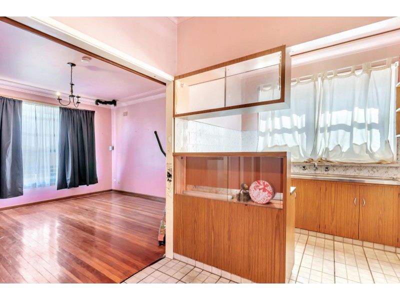 61 Queen Street, Canley Heights NSW 2166