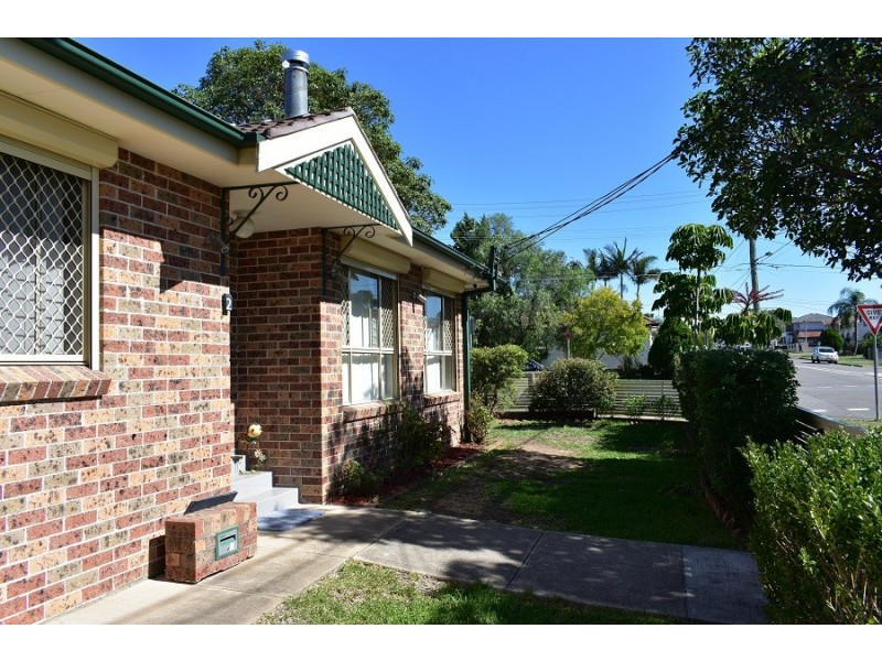 2/76 Marlborough Street, Smithfield NSW 2164