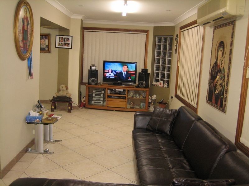 Bossley Park NSW 2176