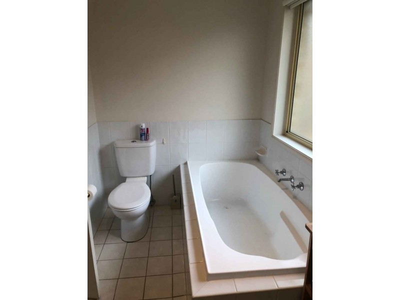 52 Althorpe Drive, Green Valley NSW 2168