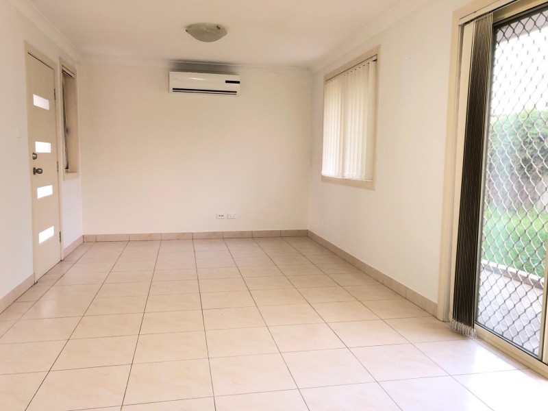 8a Nundle Street, Smithfield NSW 2164