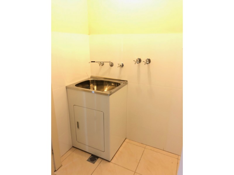 8a Nundle Street, Smithfield NSW 2164