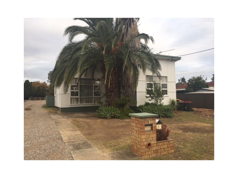 1 English Street, Glenfield NSW 2167