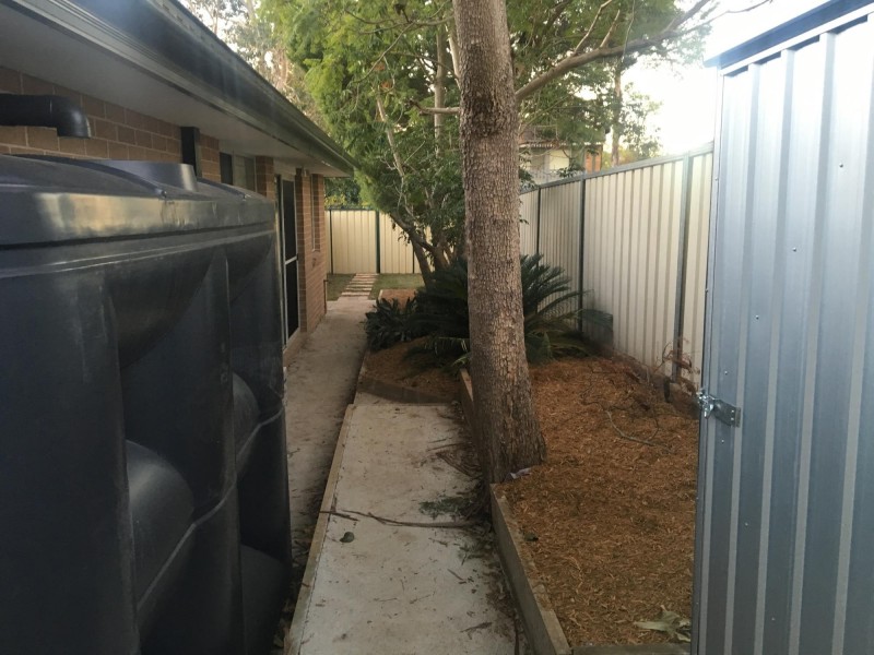 266a The Parkway, Bradbury NSW 2560