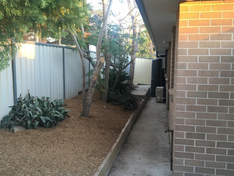 266a The Parkway, Bradbury NSW 2560