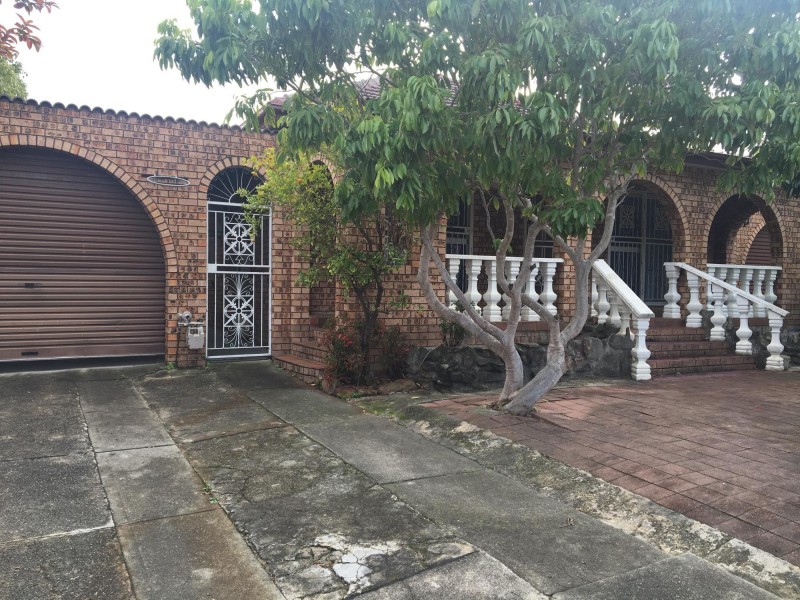 12 Francis Street, Fairfield NSW 2165