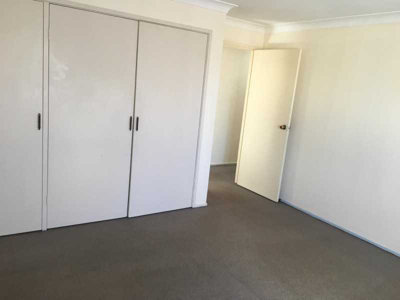 3 Eagle Place, St Johns Park NSW 2176