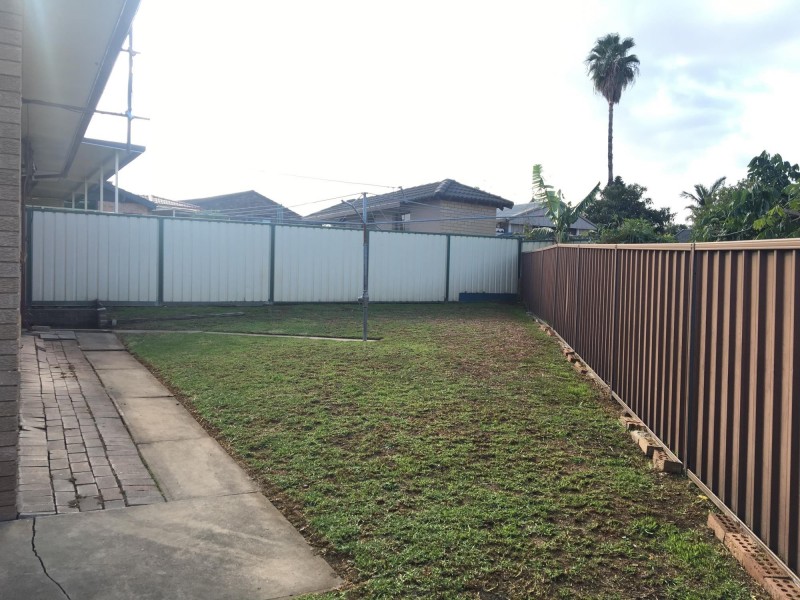 3 Eagle Place, St Johns Park NSW 2176