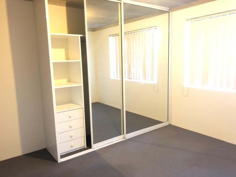 6/11 Ulverstone Street, Fairfield NSW 2165