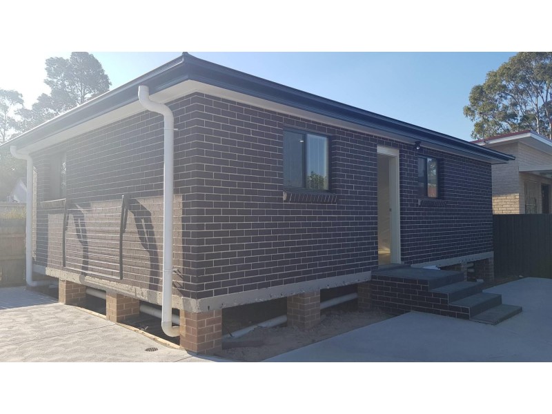 14a Rosemont Avenue, Smithfield NSW 2164