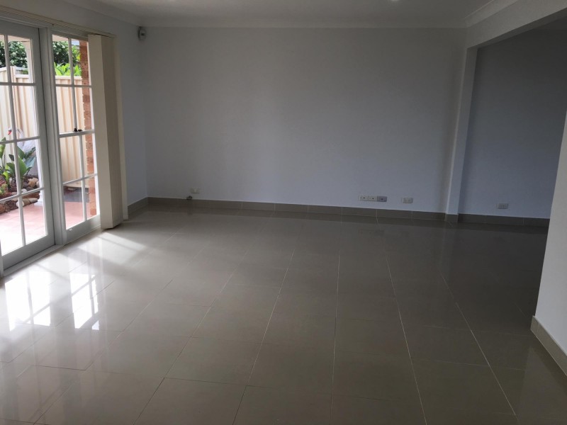 11 Monaro Close, Bossley Park NSW 2176