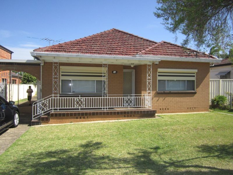 27 Dawson Street, Fairfield Heights NSW 2165