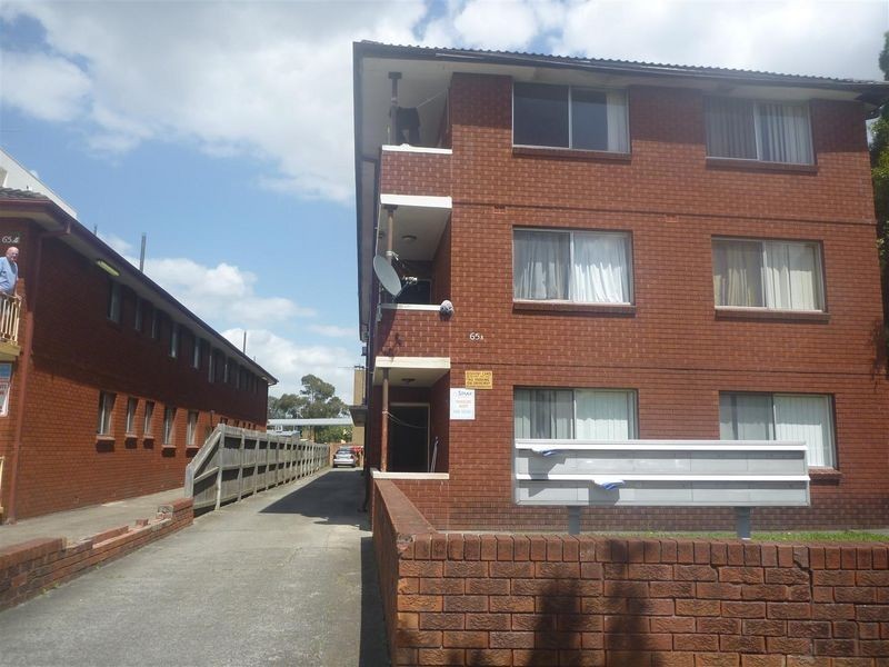 Fairfield NSW 2165