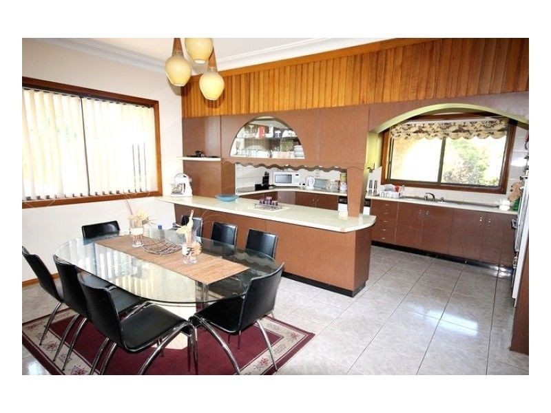 West Hoxton NSW 2171