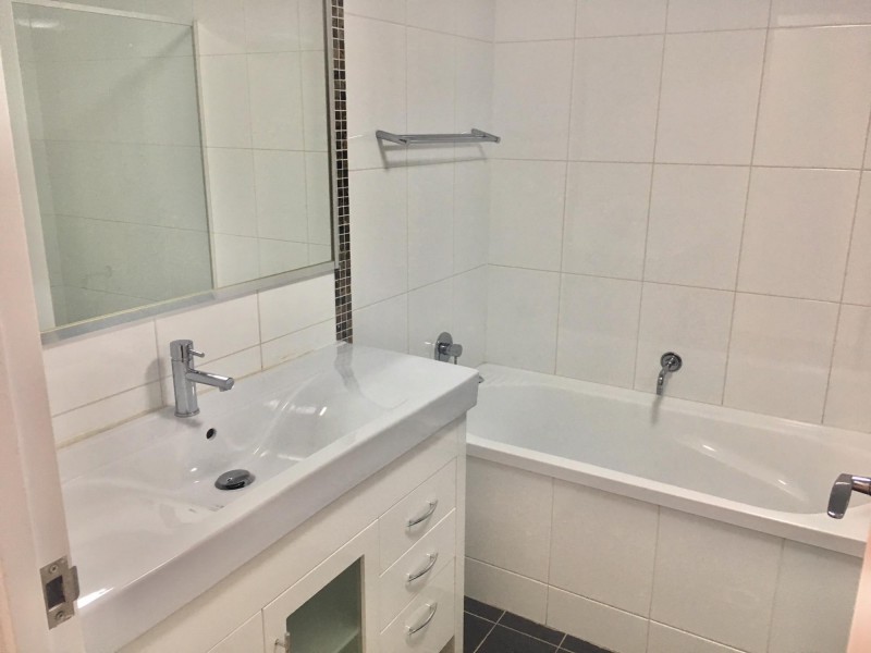 18/120 Driftway Drive, Pemulwuy NSW 2145