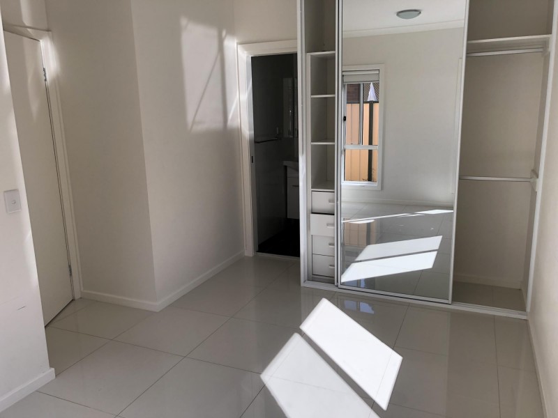 21A Glenroy Crescent, St Johns Park NSW 2176