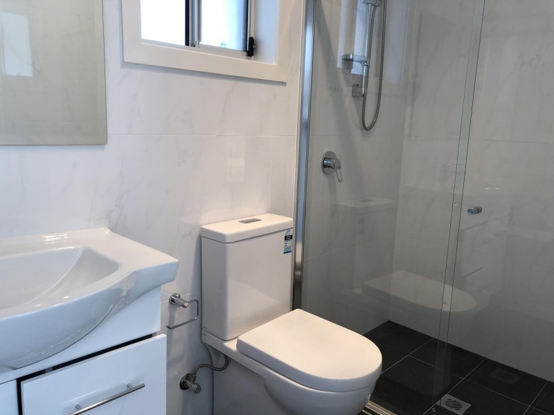 21A Glenroy Crescent, St Johns Park NSW 2176