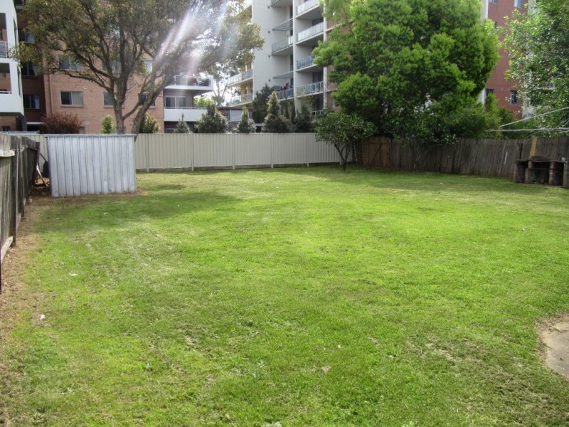 17 Bathurst Street, Liverpool NSW 2170