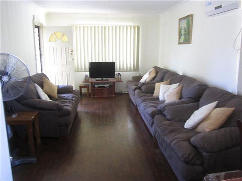 Fairfield West NSW 2165